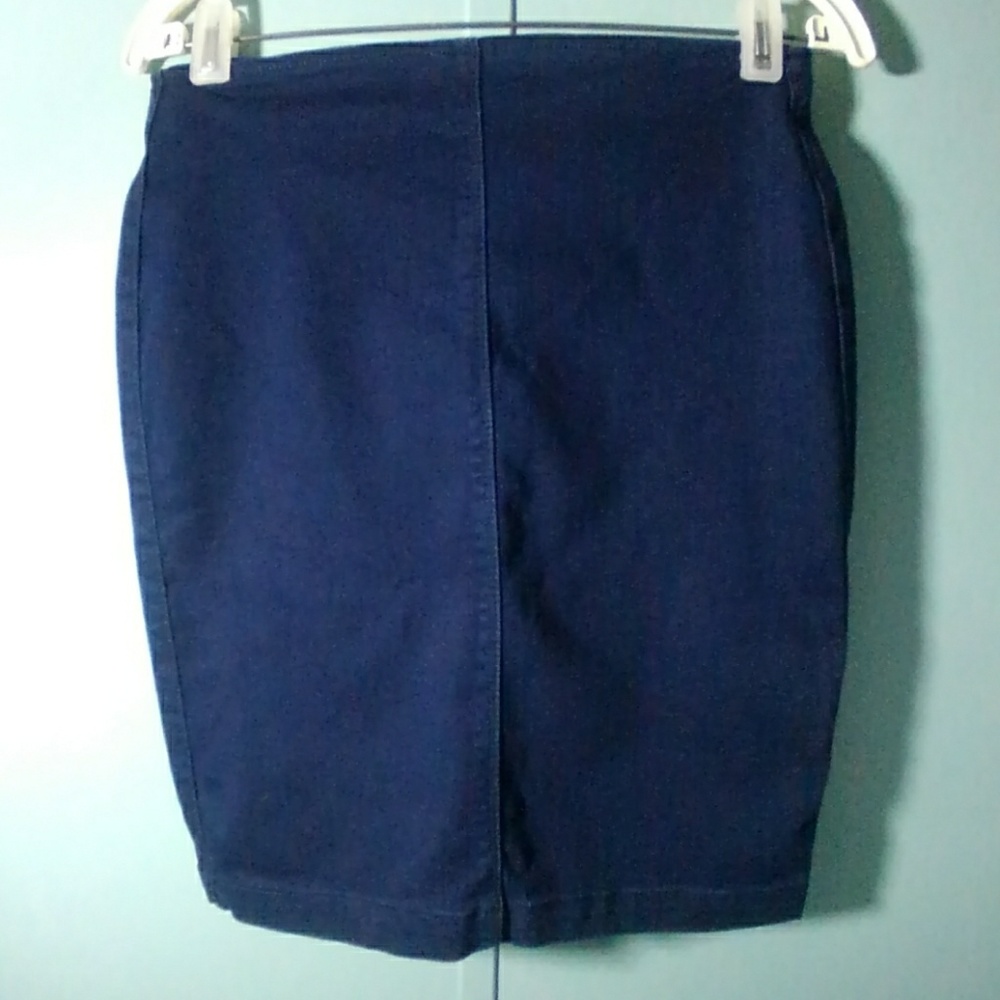 Forever 21 Blue Denim Pencil Stretch Skirt Sz 28